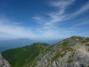 【8/11は山の日】中アルプス宝剣山荘ジャズライブ＆宮田高原よりかがり灯＆花火が上がりますよ～＾＾